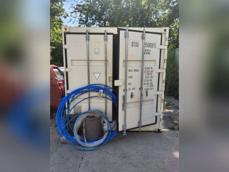 Connex Storage Container approx 8ft x 8ft x 20ft (CONTENTS NOT INCLUDED. STORAGE CONTAINER ONLY)