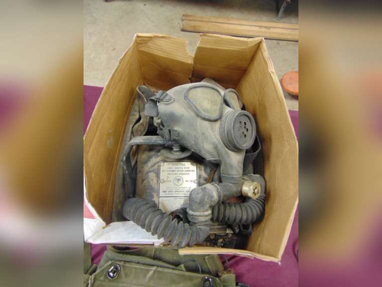 Permissible 3/4 hour SCBA with mask (may not be complete)
