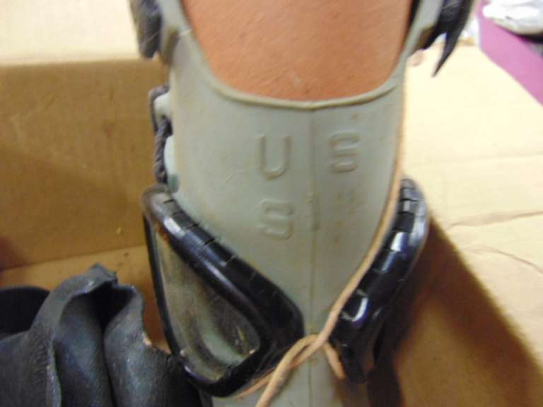 2 different gas masks (unknown)