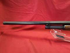 Winchester Mod: 12, 12ga pump shotgun, 28" solid rib brl, 2-3/4", modified, mfg. 1936, Ser#: 709182, 96%