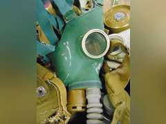 Large group of various gas masks, bags & other items SEE PICS