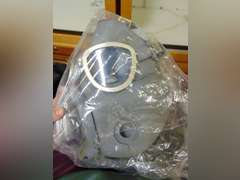 4 various gas masks in bags (unknown)