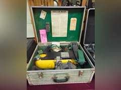 MSA Mod: 401 Air Mask SCBA in case ( may not be complete)