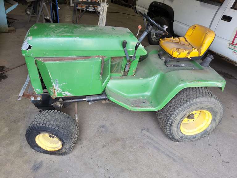 JD Mod: 420 Lawn & Garden Tractor Ser#: M00420X360262, showing 2574 hours, hydrostat, onan gas engine, There's a bad valve seat