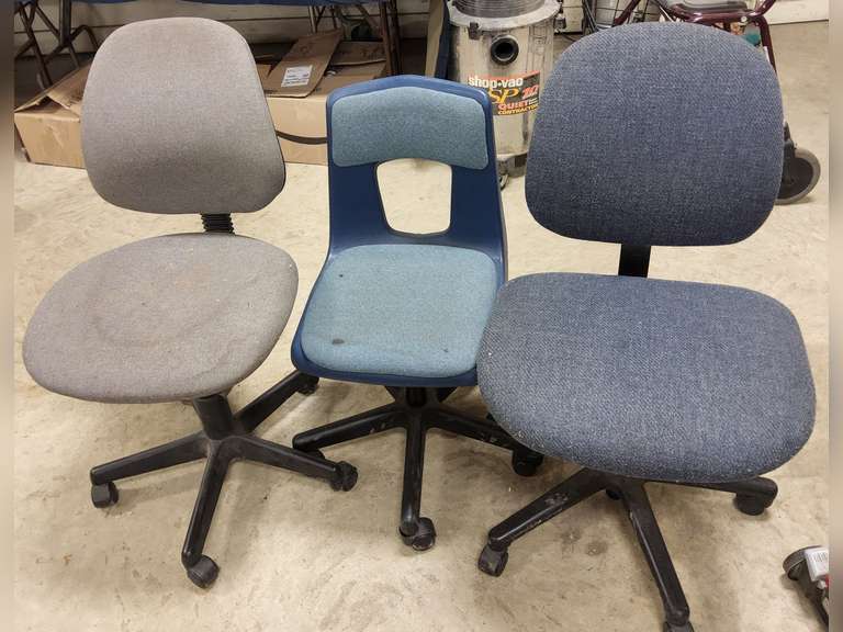 3 rolling office chairs