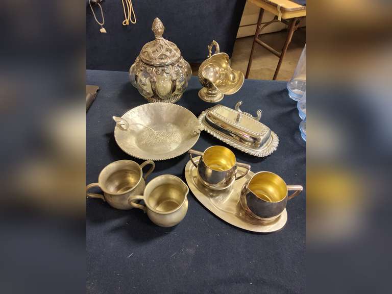 Group of dishes SEE PICS