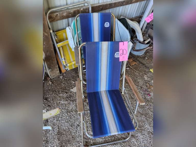 5 folding lawn chairs