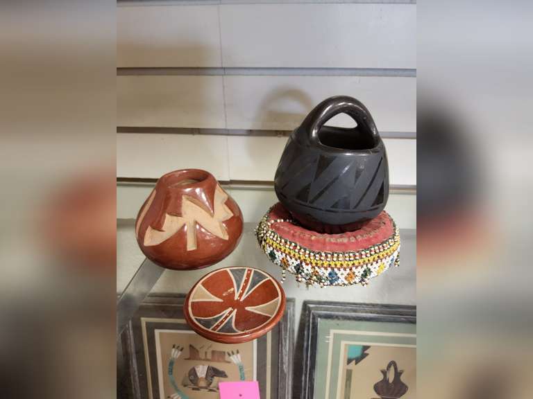 Group Native American art: 1pc marked Sluda Naray? (Santa Clara, Pueblo), 1pc marked JM SDP, & 3 others SEE PICS