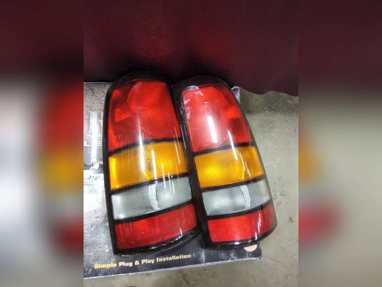 Used pair of Recon LED tail lights (untested)