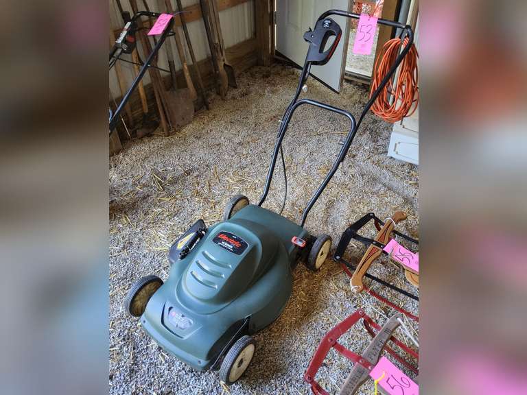 B&D electric 18" mower (works)