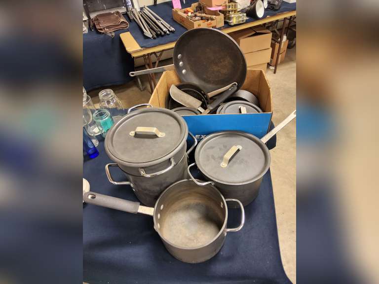 Group of pots & pans