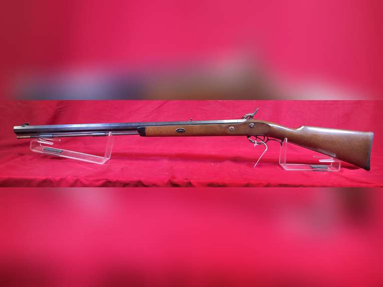 ** CVA Mod: Missouri, 50cal black powder rifle, Ser#: 87449257 , 28" octagon brl, gun sleeve, 92%