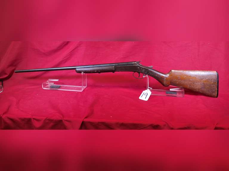Crescent Firearms Company Mod: 15, 410ga single shot gun, Ser#: 755850, 26" brl, 86%