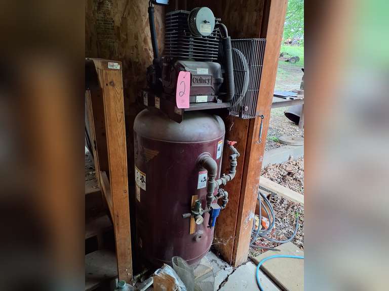 Quincy Air Master upright air compressor Mod: 241C80VC / Ser#: AT4008125, WORKS, BUYER RESPONSIBLE FOR UNHOOKING & CAPPING ANY ELECTRICAL, ETC, BRING YOUR TOOLS & HELP TO LOAD