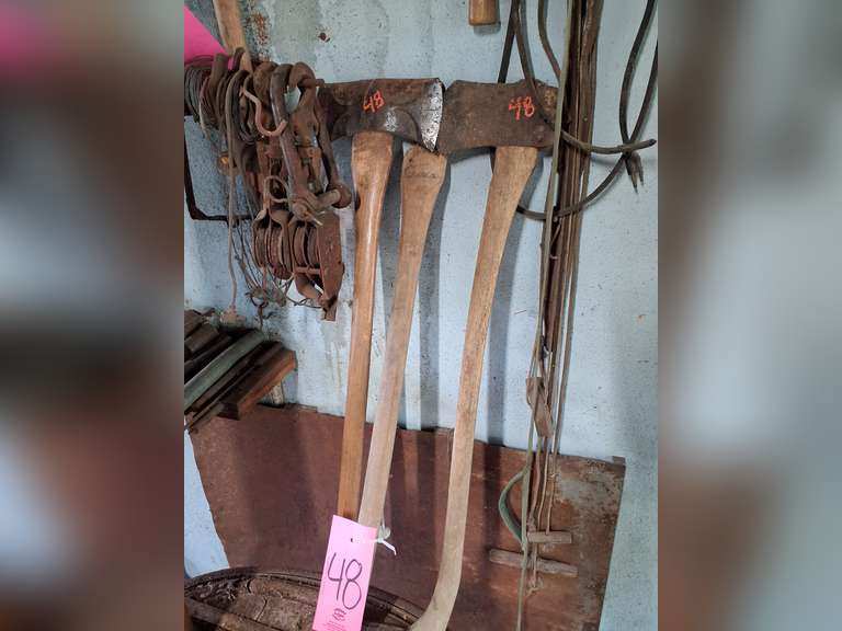 1 double sided axe, 1 axe, & extra handle SEE PICS