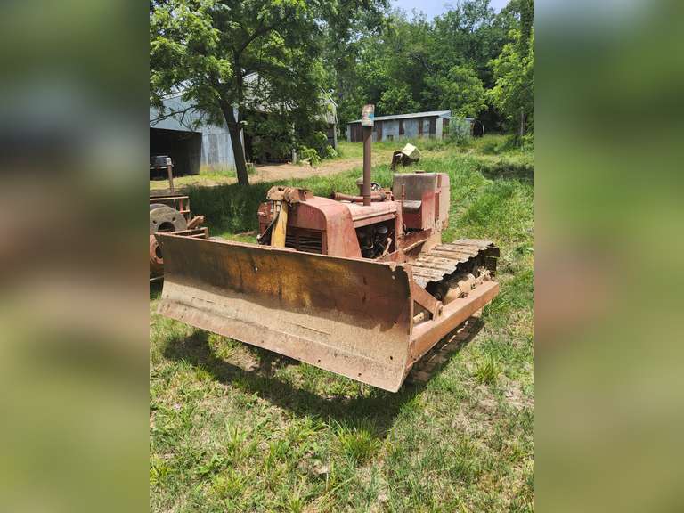 International T-4 Gas Dozer (RUNS/WORKS)