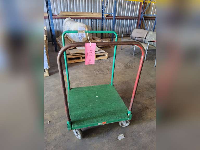 Rolling cart appr. 30"x30"x45"