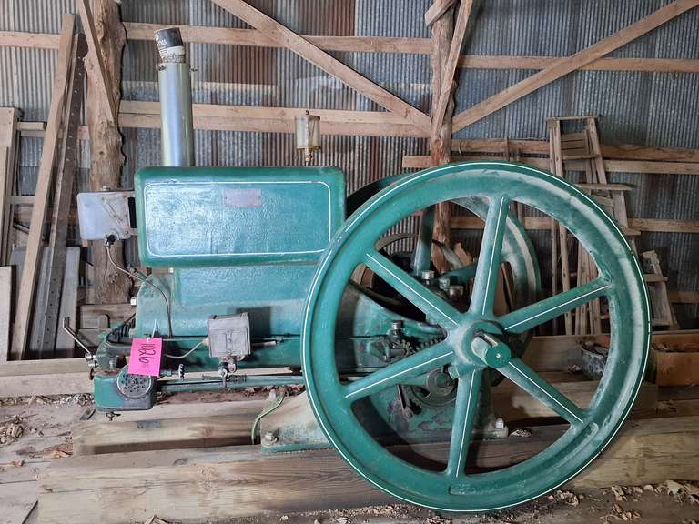 Witte Engine (WORKS) 15HP #B24958 42" Fly wheels with belt pulley, (SELLS SUBJECT TO OWNERS APPROVAL)