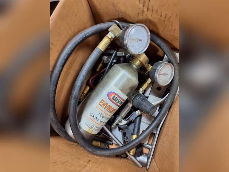 Box misc: fuel injection cleaning apparatus & other SEE PICS