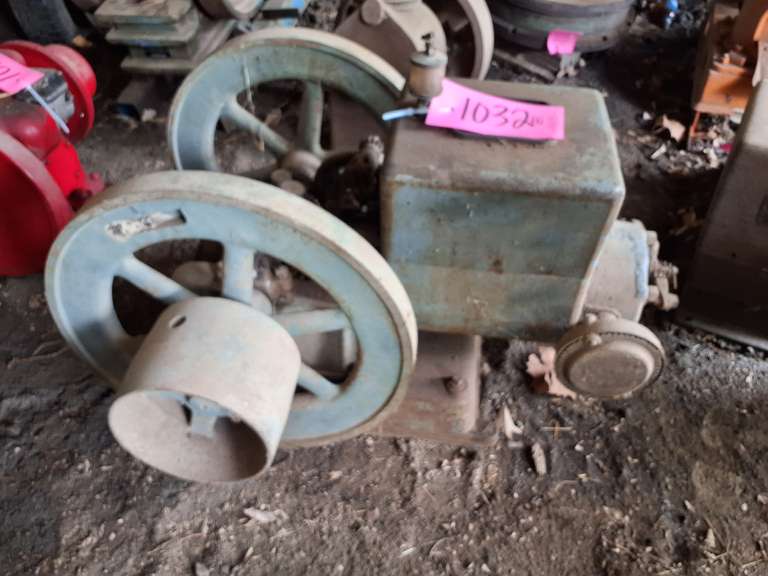 Sattley hit/miss engine Montgomery Ward Co. #8 , 3HP speed 450 , #6206, 21" fly wheels