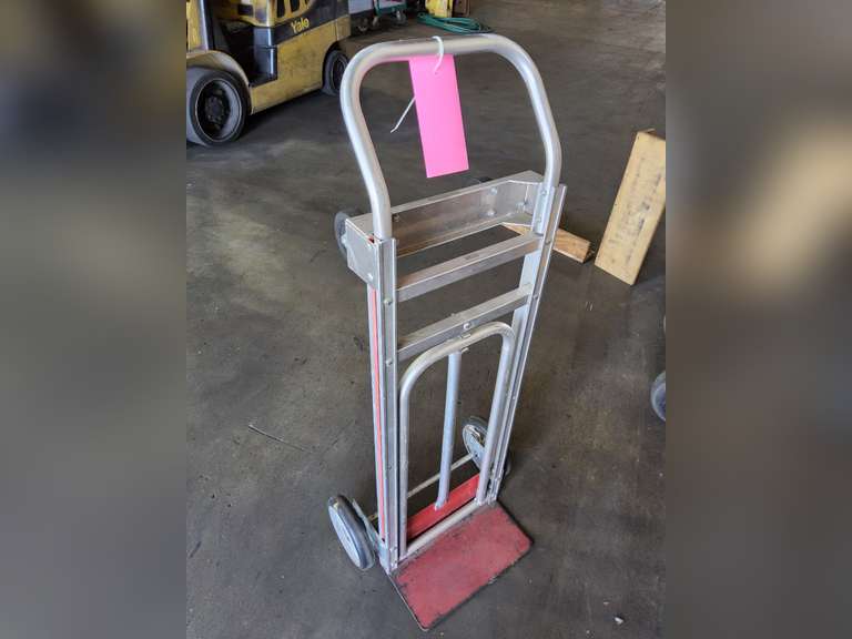 2 wheel dolly, converts to 4 wheel