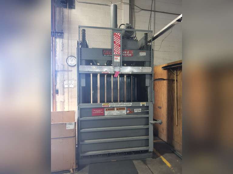 PTR Cardboard Baler mod #2300HD ser# 06-4201 manu date  4/11/2006, 3ph, buyer unhooks/caps wires
