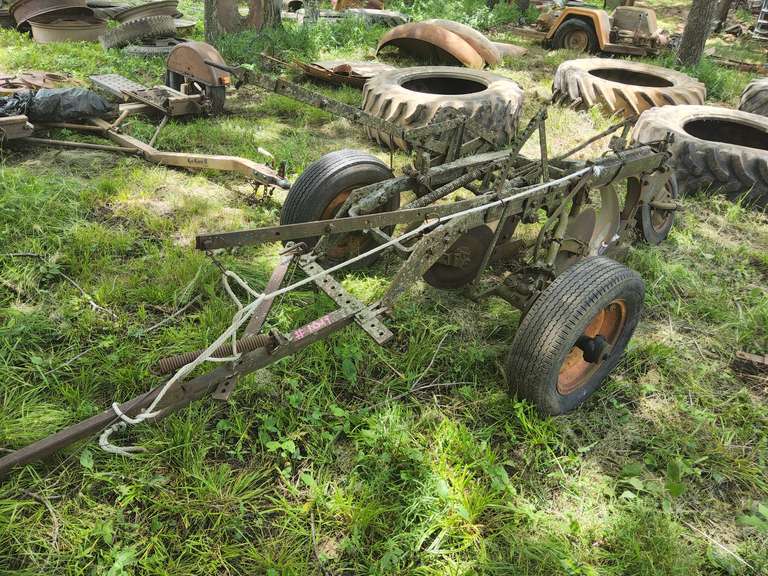 JD 2 bottom pull type plow