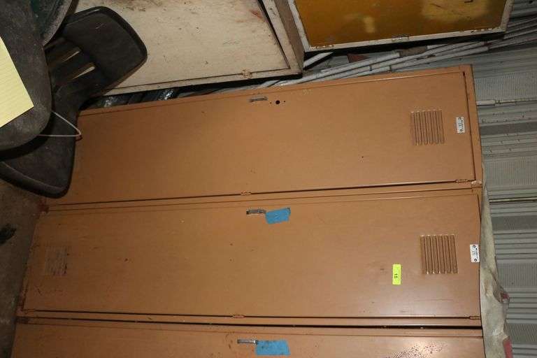 2-SECTION  METAL LOCKER