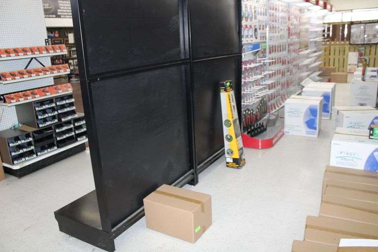 32’ DIABLO MERCHANDISING DISPLAYS. INCLUDES EFCO DISPLAYS. PRODUCT IS ...