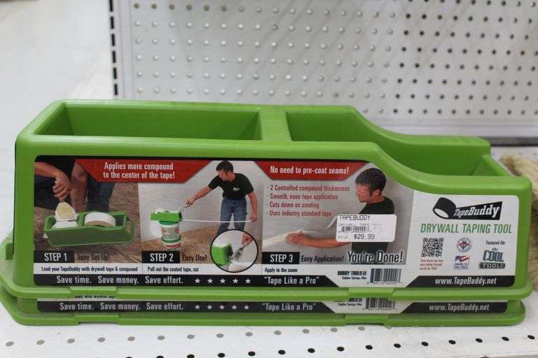 DRYWALL TAPE MUDDING BOX, TEXTURE BRUSHES, GROUT BAG Lawler Auction