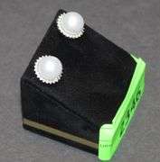 18K WHITE PEARL DIAMOND STUD EARRINGS
