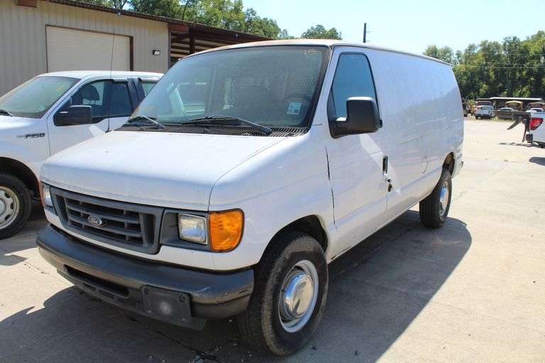2006  FORD  E-250  1FTNE24W36DA49485  Mileage:   76488.6