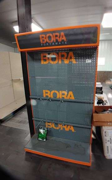 Bora shelf