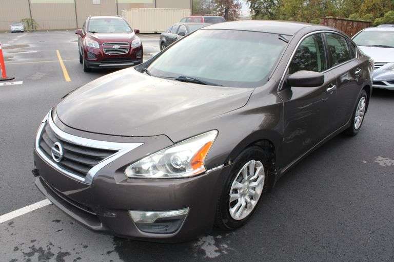 2015  NISSAN  Altima  1N4AL3AP5FN407452  Mileage:   275698