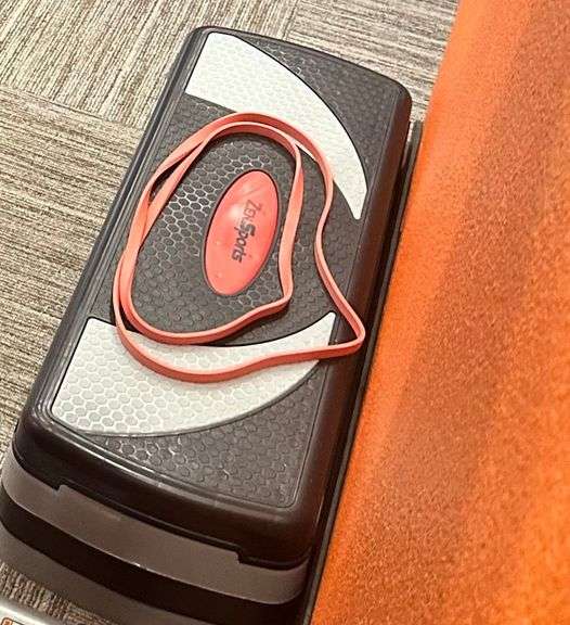 ZEN SPORT STEP ALONG WITH BAND AND GOPHER DIGITDOTS