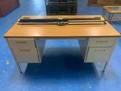 Metal Desk 60"x30" and Dropdown Projector Screen