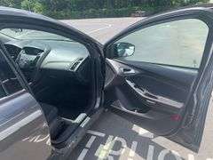 2018  FORD  Focus  1FADP3F22JL255522  Mileage:   119206