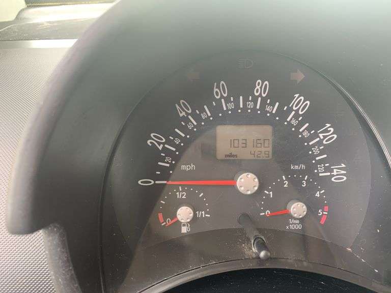 2005  VOLKSWAGEN  Beetle  3VWCR31C65M418352  Mileage:   103160