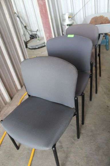 LOT OF THREE MIXED STRAIGHTBACK CHAIRS