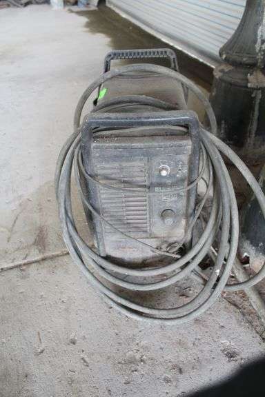HYPERTHEM POWERMAX 1000 PLASMA CUTTER