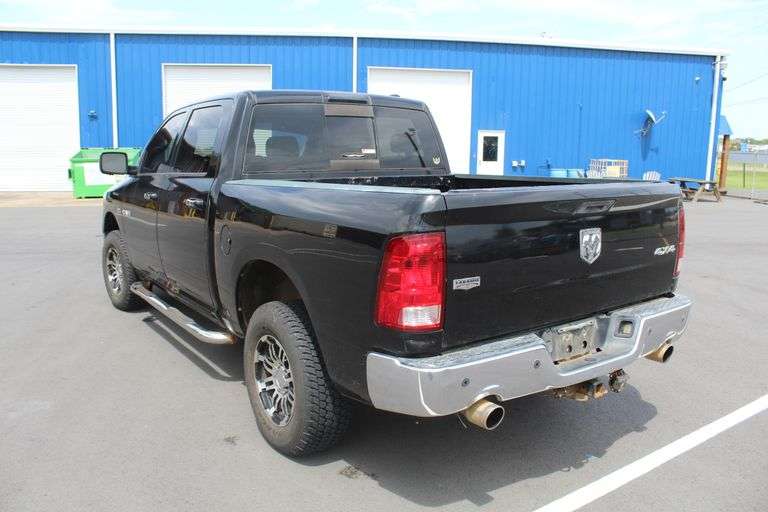 2009  DODGE  Ram  1D3HV13T29S746670  Mileage:   288688