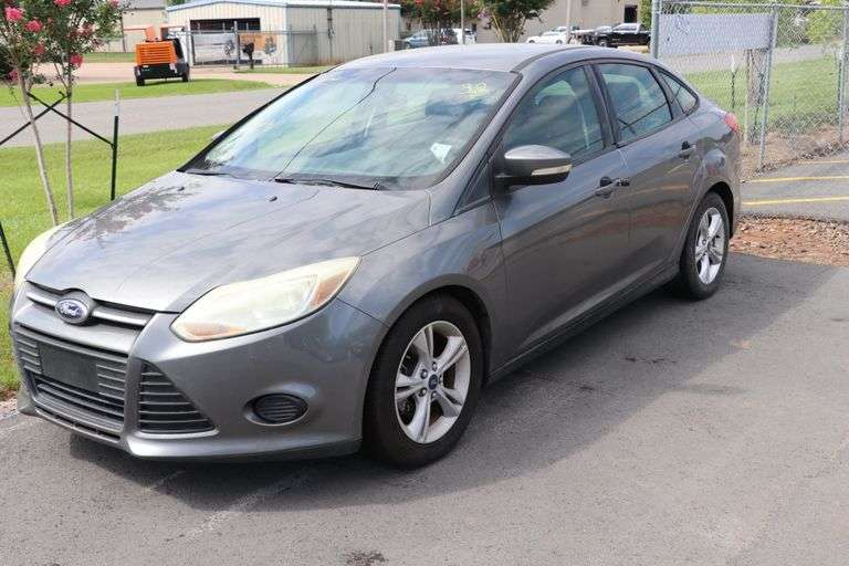 2014  FORD  Focus  1FADP3F22EL372118  Mileage:   108517