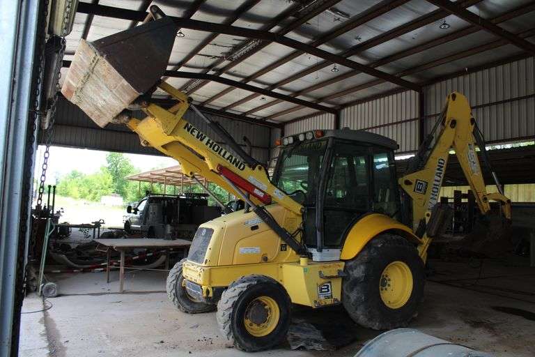 2008 New Holland B95 Backhoe