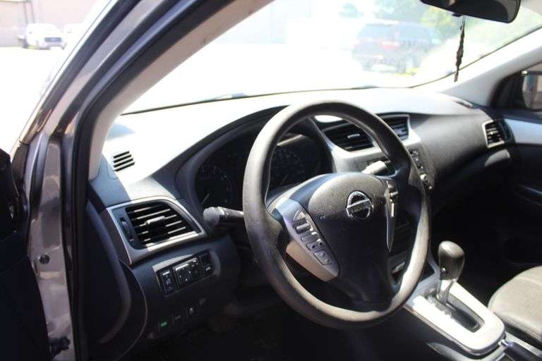 2015  NISSAN  Sentra  3N1AB7AP4FY336366  Mileage:   167390