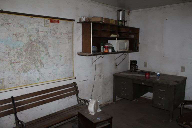 CONTENTS OF OFFICE