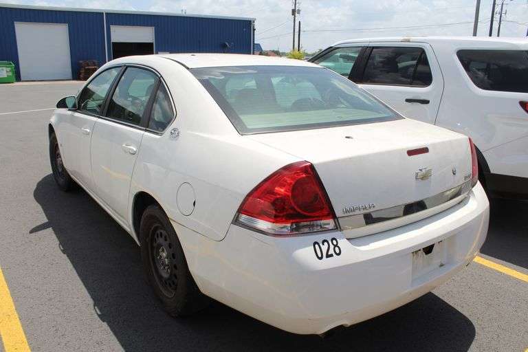 2008  CHEVROLET  Impala  2G1WS553781365062  Mileage:   123171