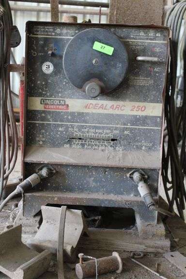 LINCOLN ELECTRIC IDEALARC 250 WELDER WITH CART