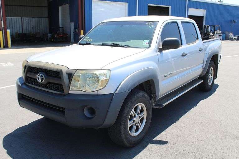 2011  TOYOTA  Tacoma  5TFJU4GN6BX010821  Mileage:   222933