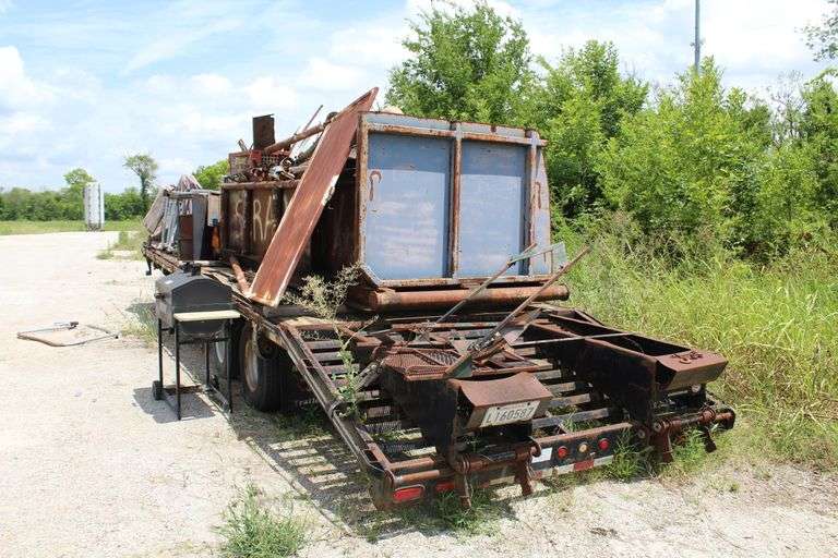 2005  BIG TEX  Big Tex 33' Gooseneck  16vgx282652679266  Mileage: