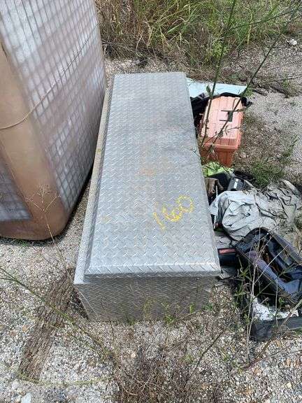 S.S. TOOL BOX